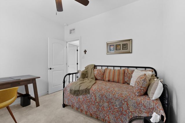 534 Grace Lilly DR, Buda, TX 78610