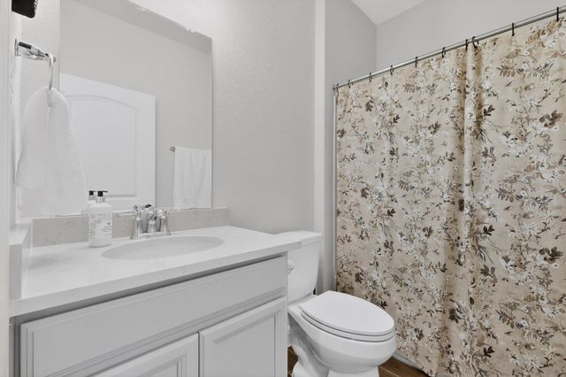 534 Grace Lilly DR, Buda, TX 78610