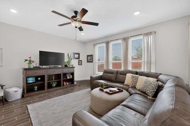 534 Grace Lilly DR, Buda, TX 78610