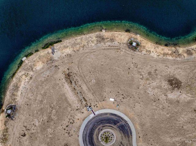 21545 Lake Fork Pt, Star, ID 83669