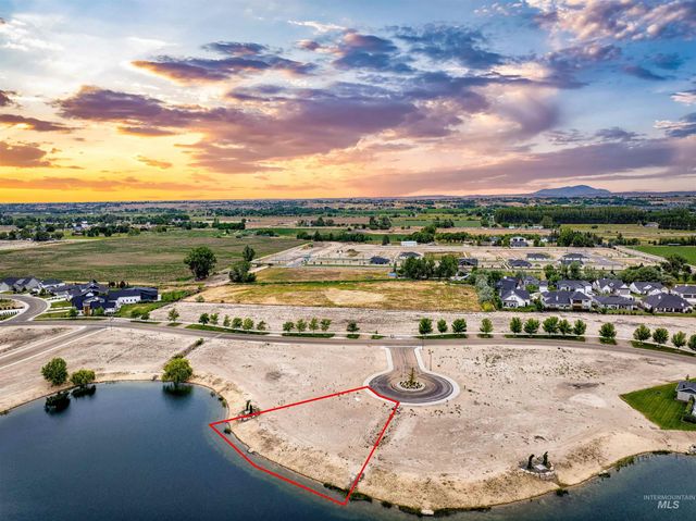 21545 Lake Fork Pt, Star, ID 83669