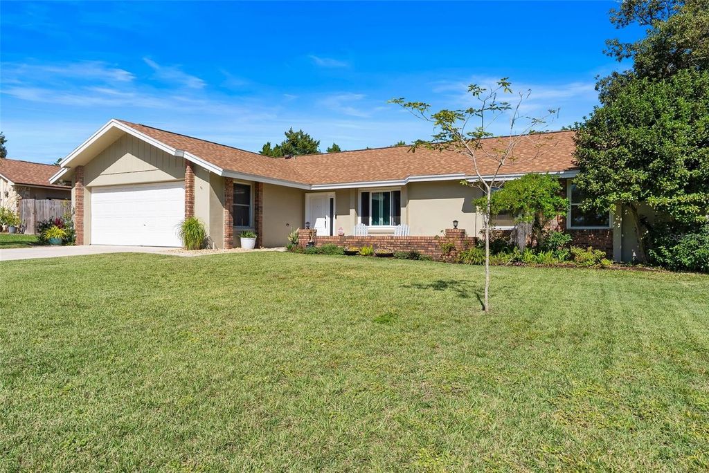 Image 2 of property listing at 2421 JENNIFER HOPE BOULEVARD, Longwood, FL 32779