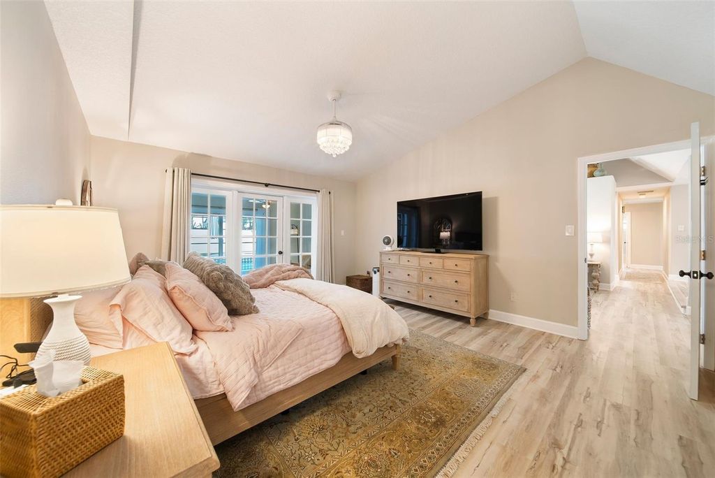 Image 12 of property listing at 2421 JENNIFER HOPE BOULEVARD, Longwood, FL 32779