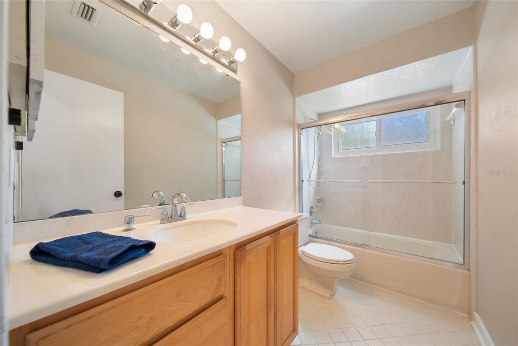 Image 23 of property listing at 2421 JENNIFER HOPE BOULEVARD, Longwood, FL 32779