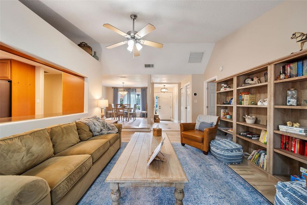 Image 36 of property listing at 2421 JENNIFER HOPE BOULEVARD, Longwood, FL 32779