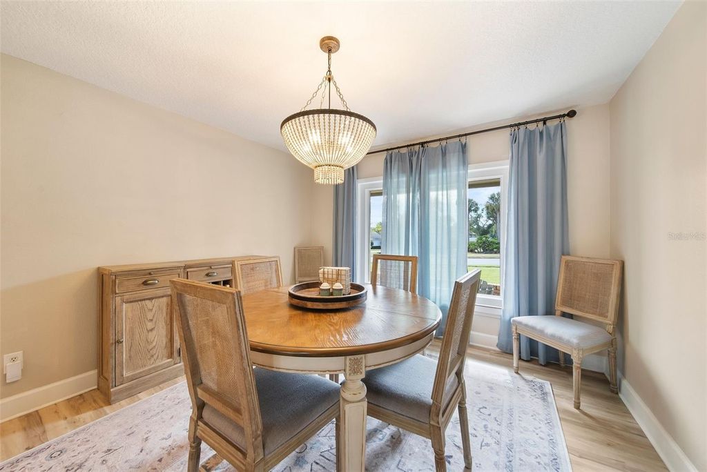 Image 37 of property listing at 2421 JENNIFER HOPE BOULEVARD, Longwood, FL 32779