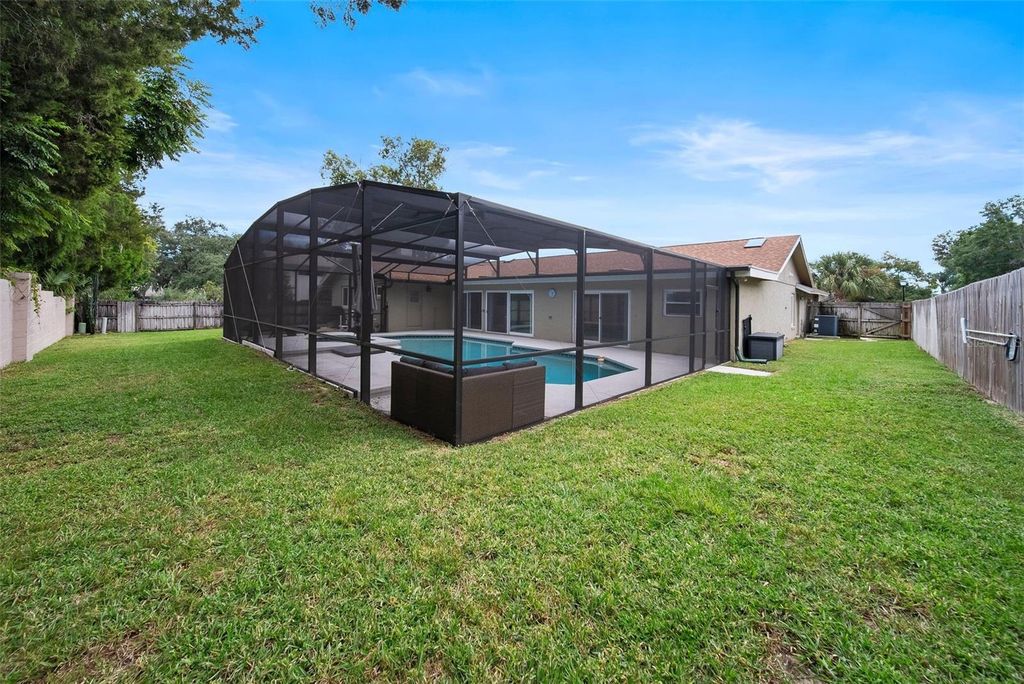 Image 41 of property listing at 2421 JENNIFER HOPE BOULEVARD, Longwood, FL 32779