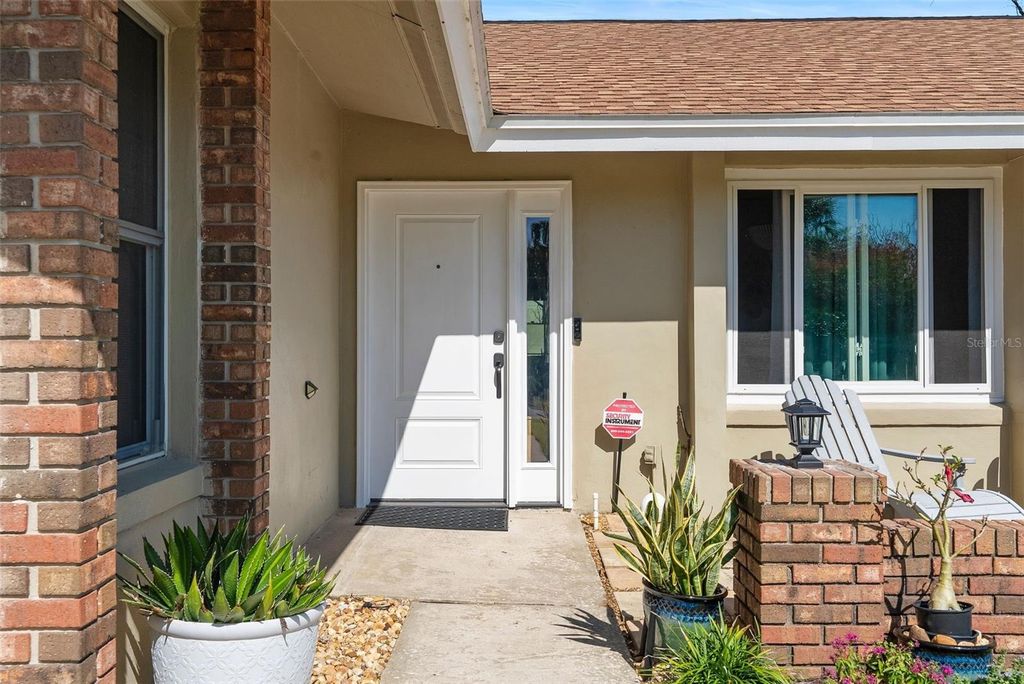 Image 6 of property listing at 2421 JENNIFER HOPE BOULEVARD, Longwood, FL 32779