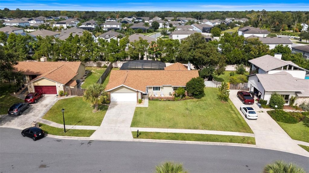 Image 8 of property listing at 2421 JENNIFER HOPE BOULEVARD, Longwood, FL 32779