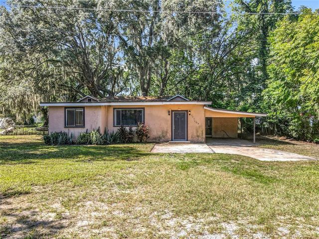 1336 ORANGE STREET, Apopka, FL 32703