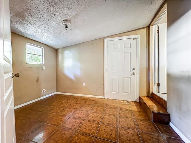 1336 ORANGE STREET, Apopka, FL 32703