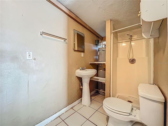 1336 ORANGE STREET, Apopka, FL 32703