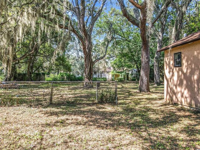 1336 ORANGE STREET, Apopka, FL 32703