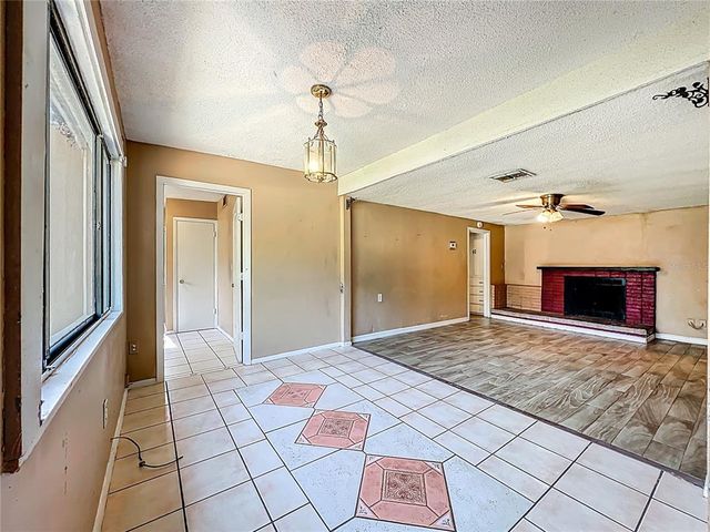 1336 ORANGE STREET, Apopka, FL 32703