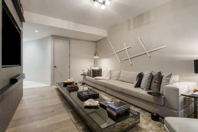 18555 Collins Avenue 3303, Sunny Isles Beach, FL 33160