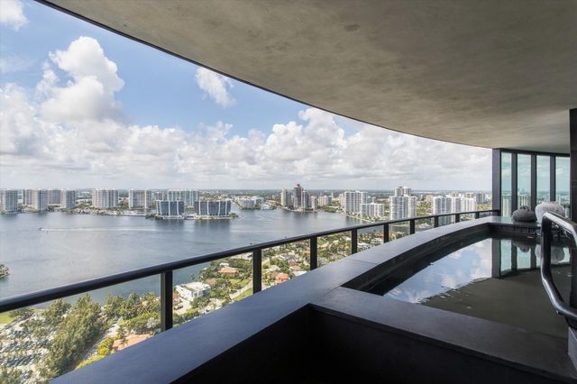 18555 Collins Avenue 3303, Sunny Isles Beach, FL 33160