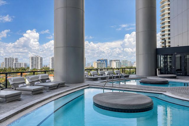 18555 Collins Avenue 3303, Sunny Isles Beach, FL 33160
