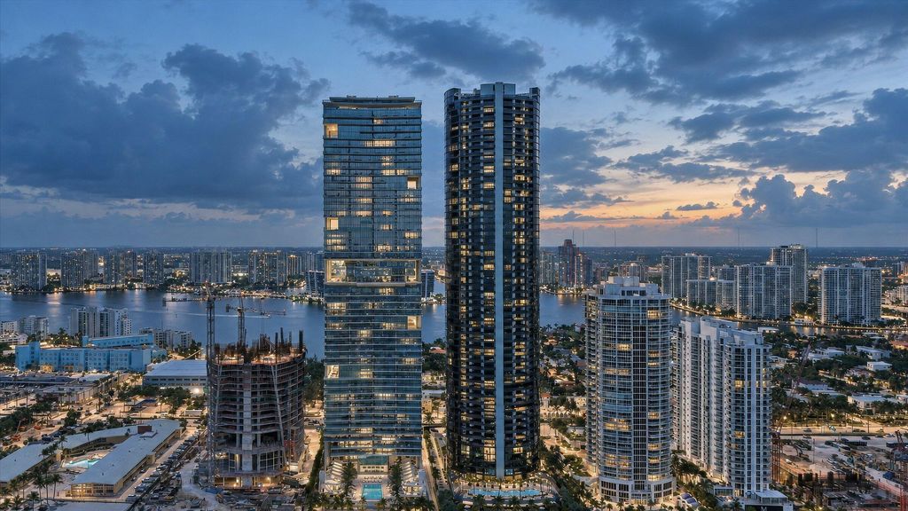 18555 Collins Avenue 3303, Sunny Isles Beach, FL 33160