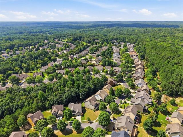 7719 Copper Kettle Way, Flowery Branch, GA 30542