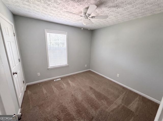 59 Paradise Circle, Douglasville, GA 30134