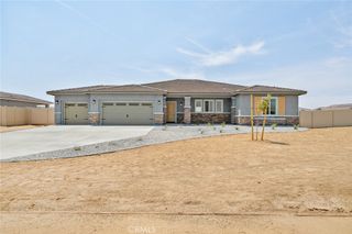 14891 Desert Lily Court, Apple Valley, CA 92307