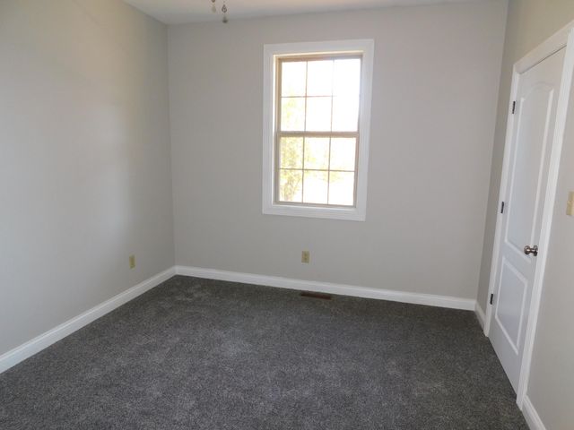 1305 Maretburg Cemetery Road, Mt Vernon, KY 40456