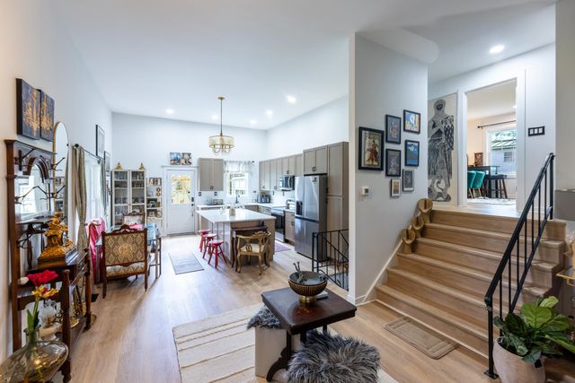 12 Dresden Road, Hanover, NH 03755