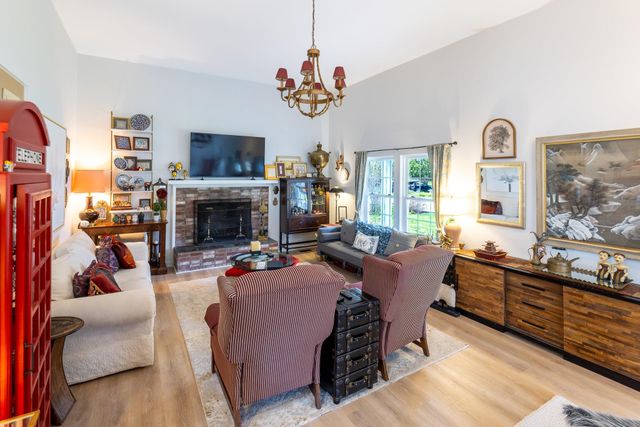 12 Dresden Road, Hanover, NH 03755