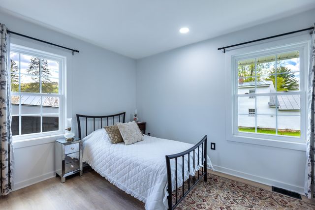12 Dresden Road, Hanover, NH 03755
