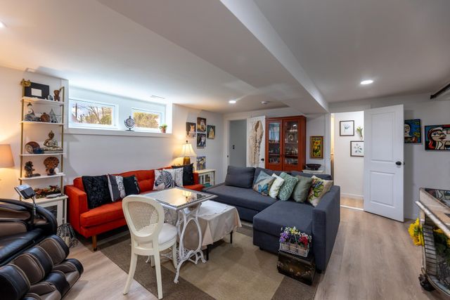 12 Dresden Road, Hanover, NH 03755