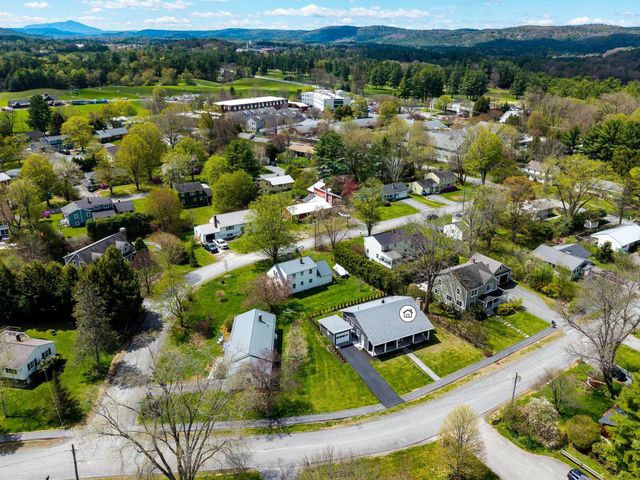 12 Dresden Road, Hanover, NH 03755