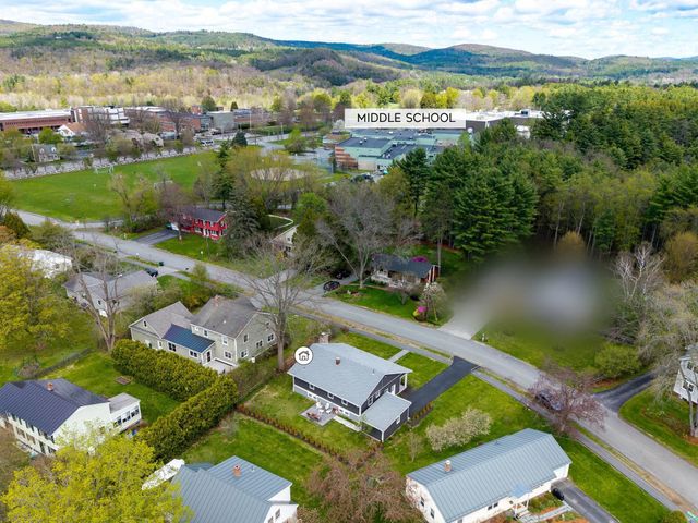 12 Dresden Road, Hanover, NH 03755