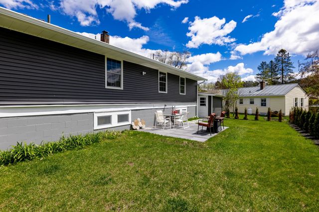 12 Dresden Road, Hanover, NH 03755