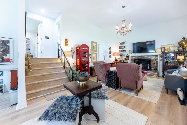 12 Dresden Road, Hanover, NH 03755