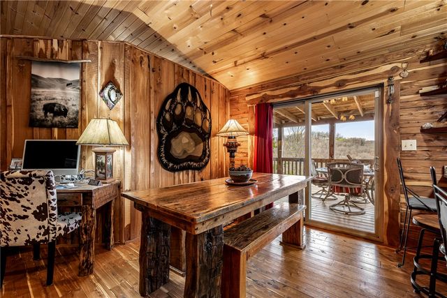 157 County Road 210, Eureka Springs, AR 72632