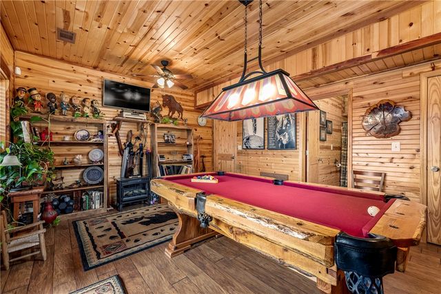 157 County Road 210, Eureka Springs, AR 72632