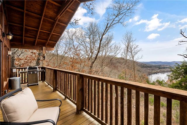 157 County Road 210, Eureka Springs, AR 72632