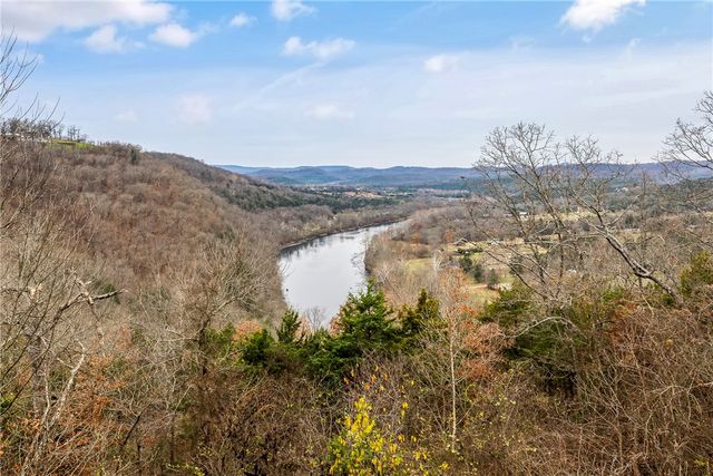 157 County Road 210, Eureka Springs, AR 72632