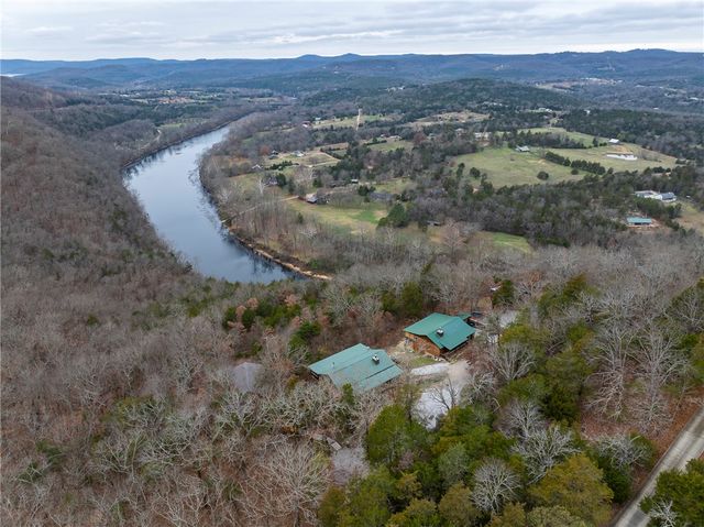 157 County Road 210, Eureka Springs, AR 72632