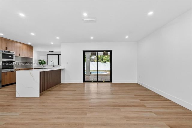 7311 Fairway Blvd, Miramar, FL 33023