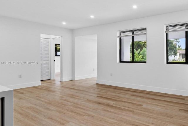 7311 Fairway Blvd, Miramar, FL 33023