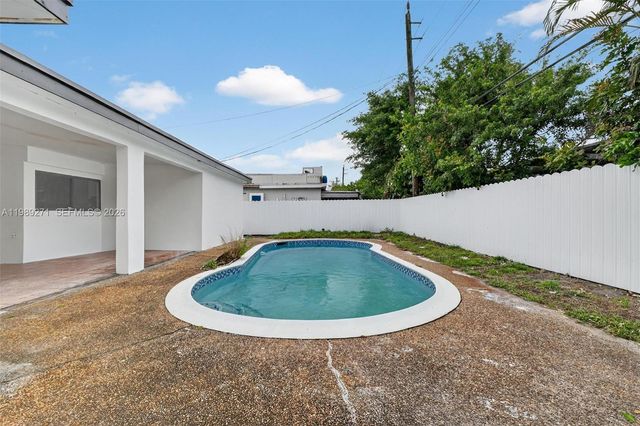 7311 Fairway Blvd, Miramar, FL 33023