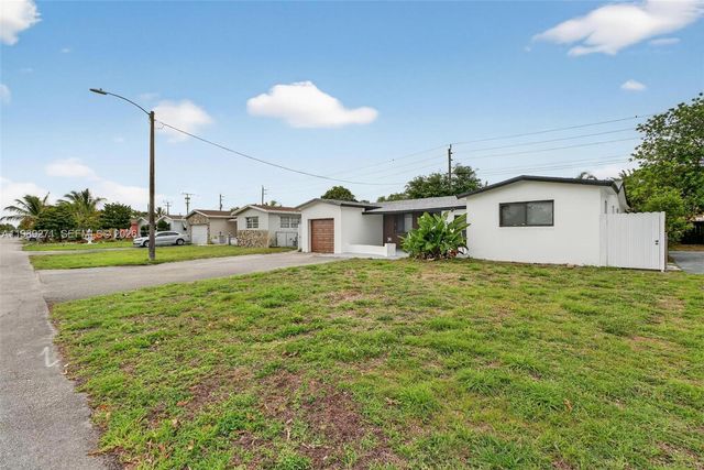 7311 Fairway Blvd, Miramar, FL 33023