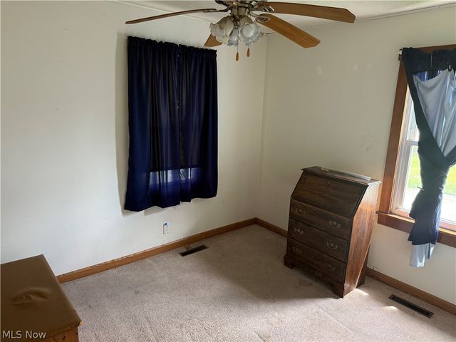 502 Victoria Avenue, Parkersburg, WV 26101