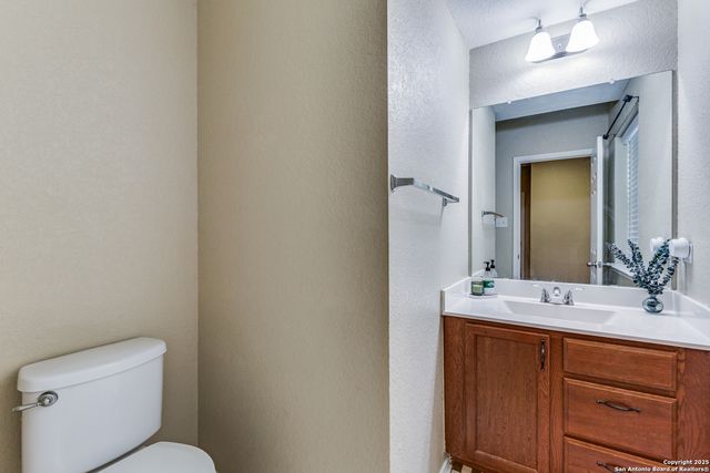 1247 Lake Pt, San Antonio, TX 78245