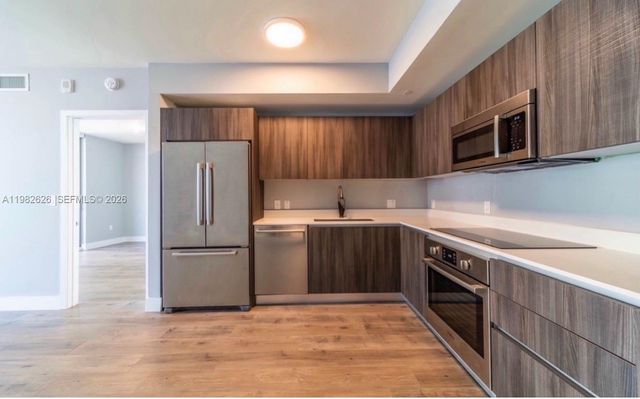 488 NE 18TH 2703, Miami, FL 33132