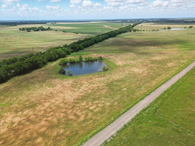 6482 County Road 1050, Celeste, TX 75423