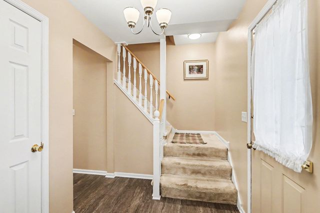 1207 Hampton Oaks Drive, Portage, MI 49024