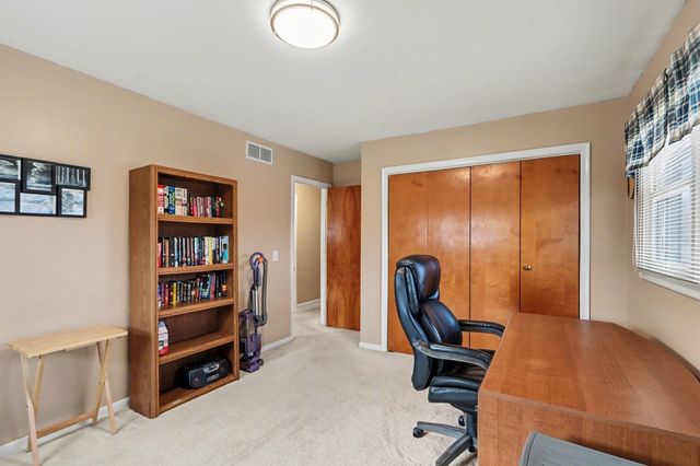 1207 Hampton Oaks Drive, Portage, MI 49024