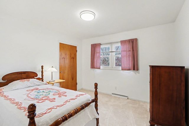 1207 Hampton Oaks Drive, Portage, MI 49024